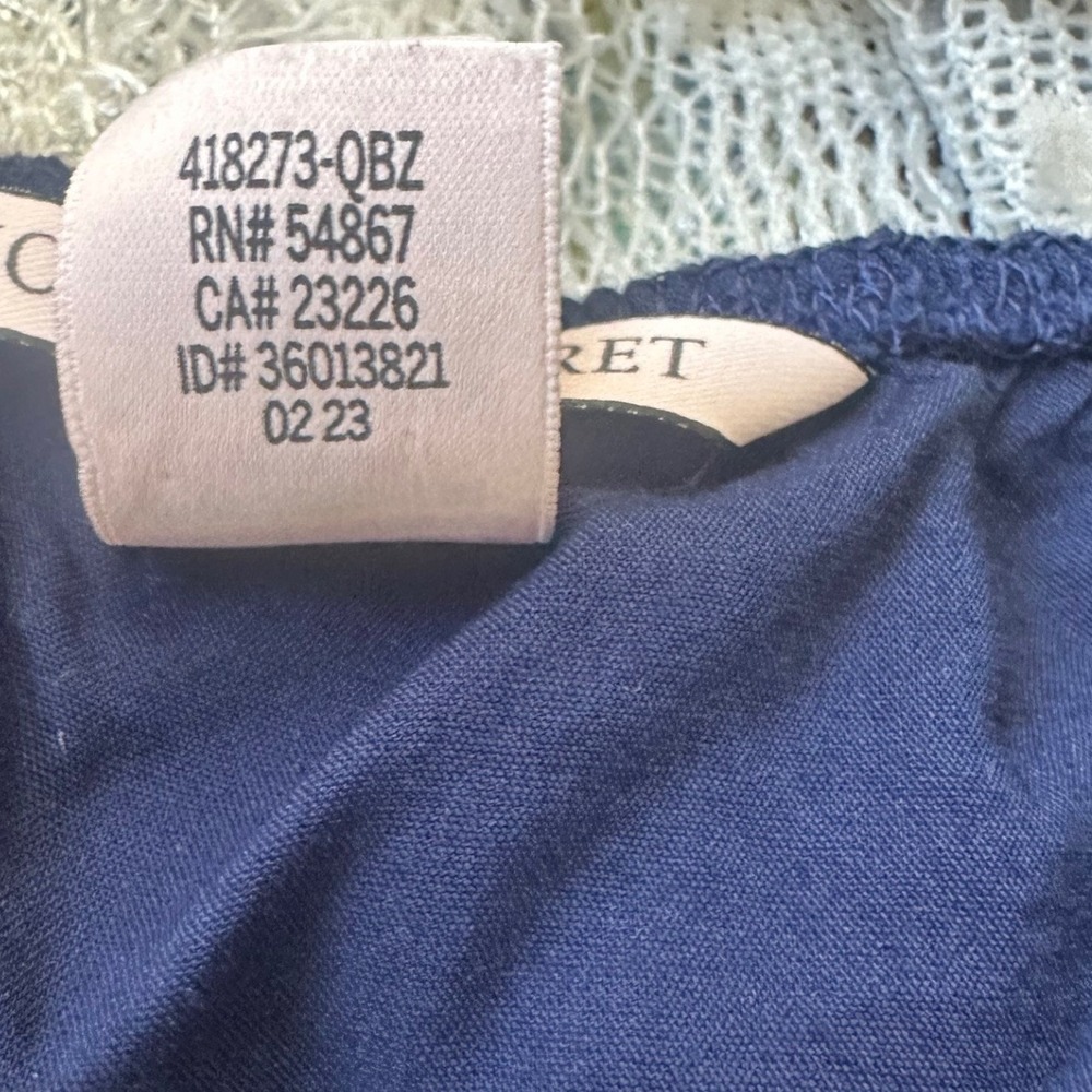 Victoria's Secret Navy Blue Eyelet Lace Trim Babydoll Camisole Crop Top Large - Picture 6 of 6